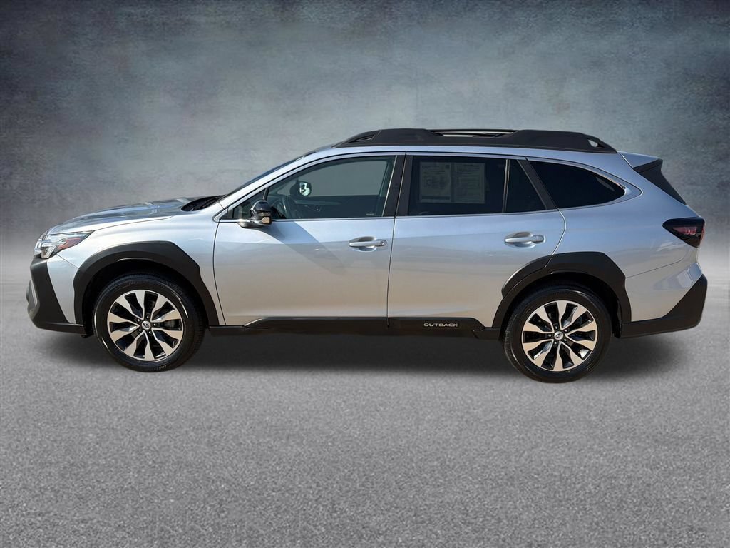 Used 2023 Subaru Outback Limited AWD/4WD image 2