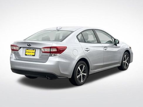 Used 2019 Subaru Impreza 2.0i Premium w/ Popular Package #1 AWD/4WD image 8