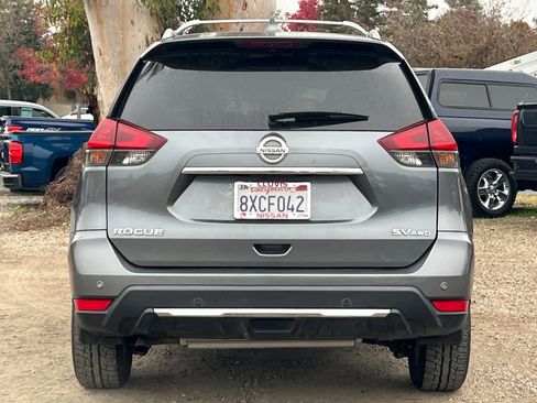 Used 2020 Nissan Rogue SV image 8