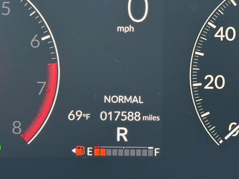 Used 2024 Honda CR-V EX-L image 29