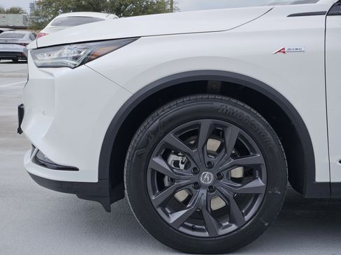 Used 2023 Acura MDX A-Spec image 12