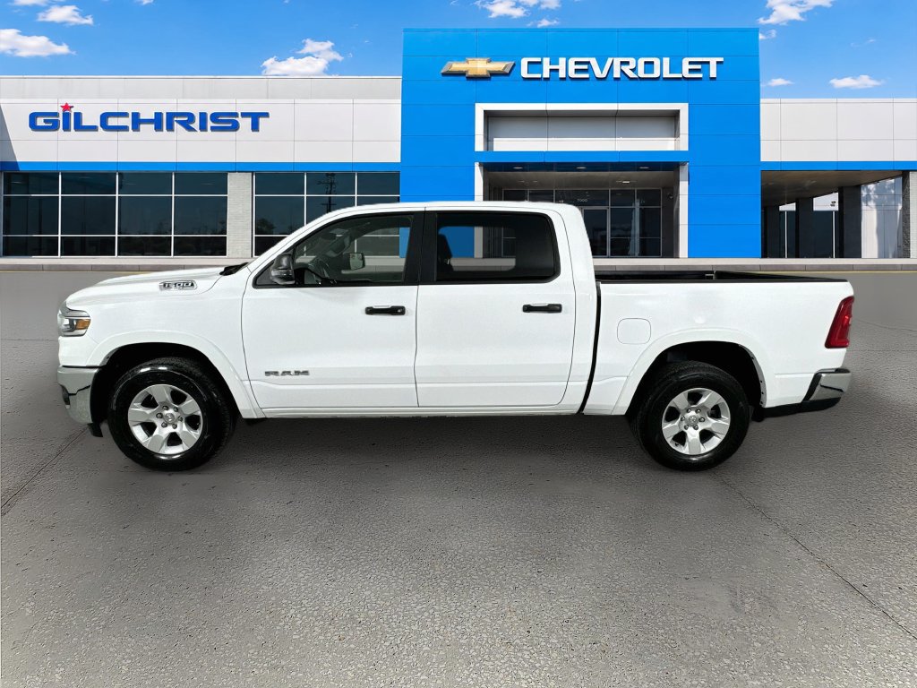 Used 2025 RAM 1500 Big Horn AWD/4WD image 4