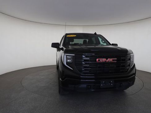 Used 2024 GMC Sierra 1500 Pro w/ Graphite Edition AWD/4WD image 30