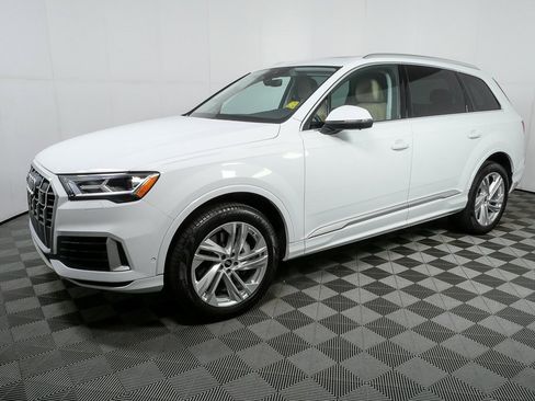 Used 2022 Audi Q7 3.0T Premium Plus w/ Premium Plus Package image 29