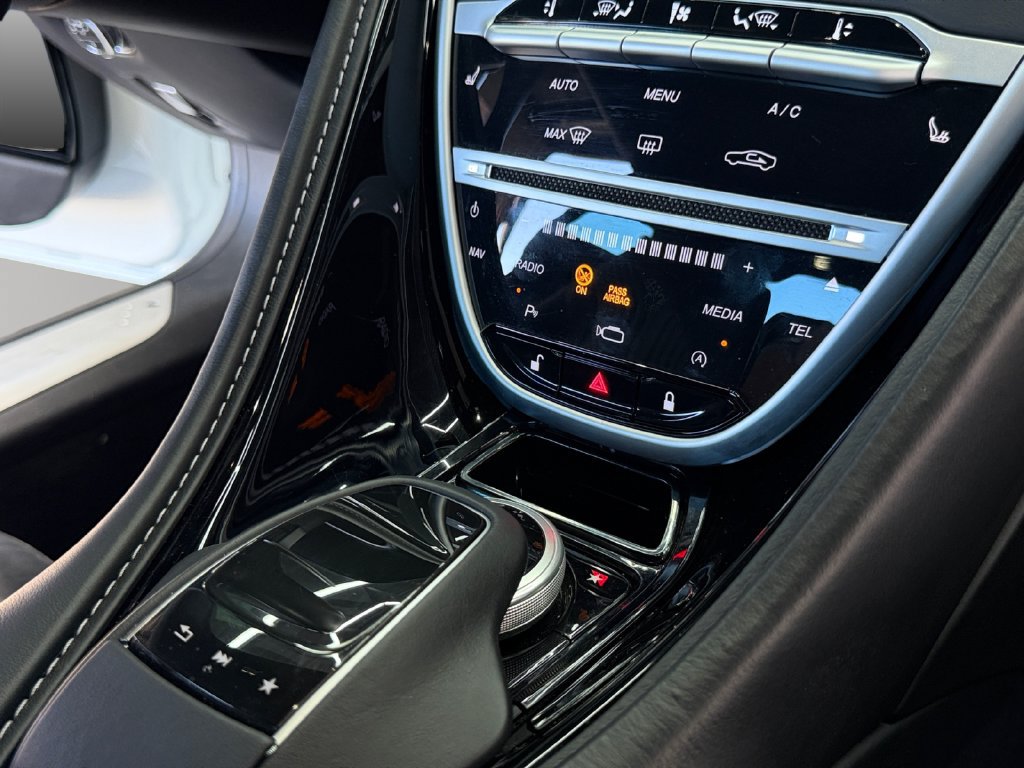 Used 2019 Aston Martin DB11 Coupe RWD image 23