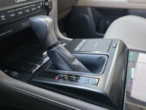 Certified 2022 Lexus GX 460 Luxury AWD/4WD image 26