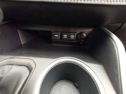 Used 2020 Toyota Highlander XLE image 62