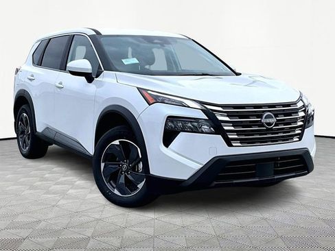 Used 2025 Nissan Rogue SV image 1