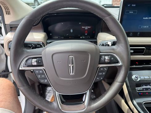 Used 2021 Lincoln Nautilus Reserve w/ Equipment Group 201A AWD/4WD image 15