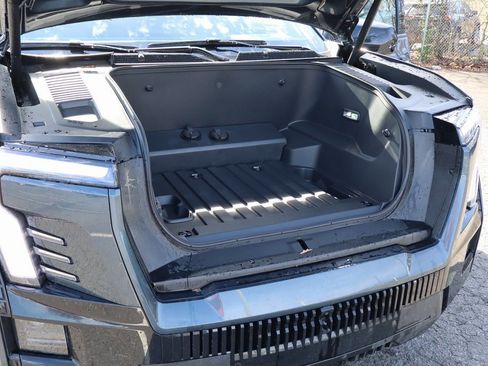 New 2026 GMC Sierra EV Elevation image 10