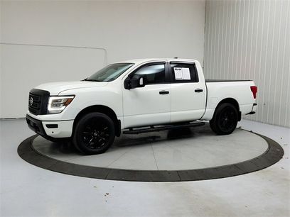 Used 2023 Nissan Titan SV w/ SV Convenience Package
