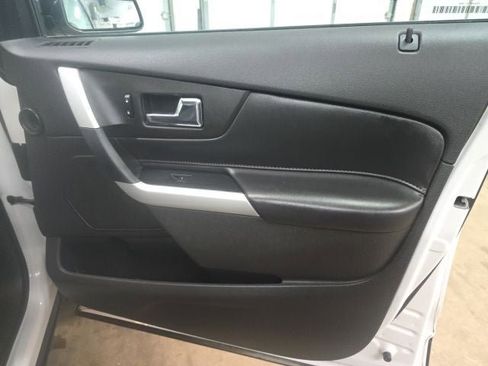 Used 2014 Ford Edge SEL w/ Equipment Group 205A FWD image 5