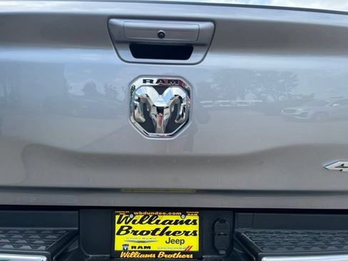 Used 2023 RAM 1500 Laramie AWD/4WD image 9
