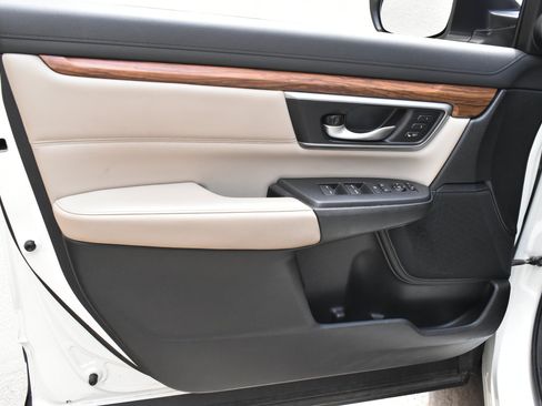 Used 2017 Honda CR-V EX-L image 18