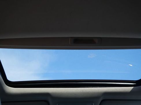 Used 2023 Honda CR-V EX-L image 16