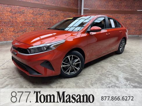 Used 2023 Kia Forte LXS image 1