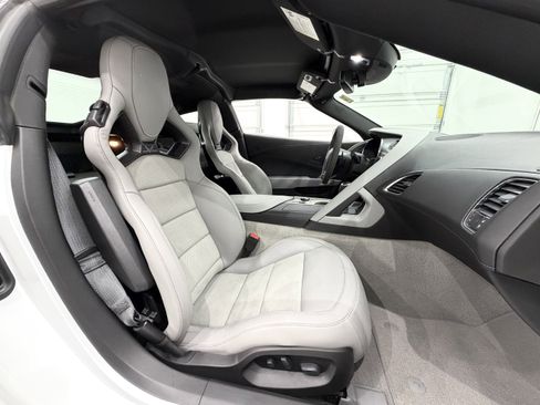 Used 2019 Chevrolet Corvette Z06 image 21