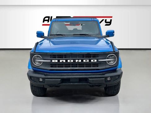 Used 2024 Ford Bronco Outer Banks image 2