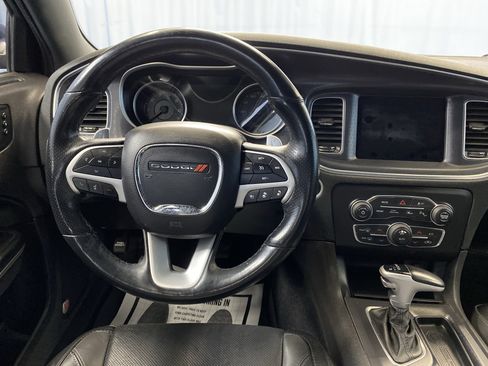 Used 2018 Dodge Charger GT image 33