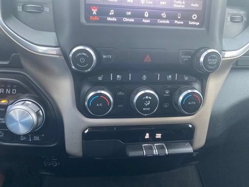 Used 2020 RAM 1500 Laramie w/ Off Road Group AWD/4WD image 22