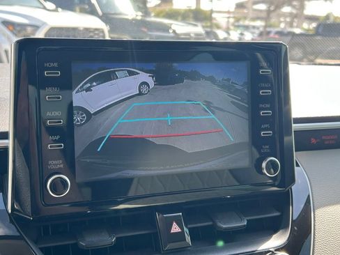 Used 2020 Toyota Corolla LE FWD image 27