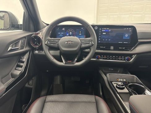 New 2026 Chevrolet Equinox RS w/ Convenience Package III image 21