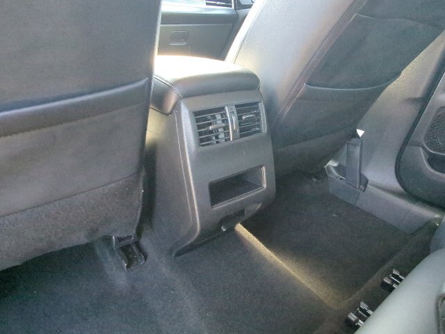 Used 2024 Mitsubishi Outlander AWD image 24