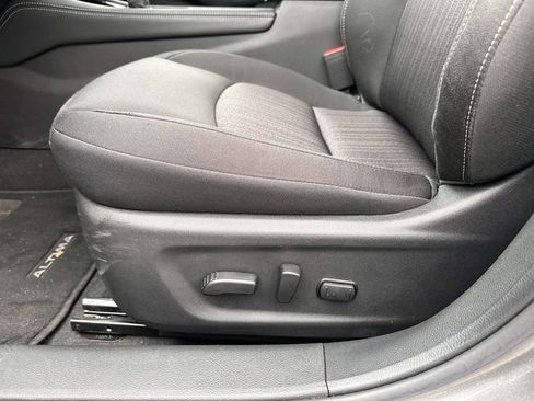 Used 2023 Nissan Altima 2.5 SV w/ SV Premium Package AWD/4WD image 10