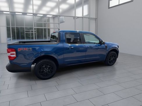 Used 2024 Ford Maverick Lariat w/ FX4 Off-Road Package AWD/4WD image 8
