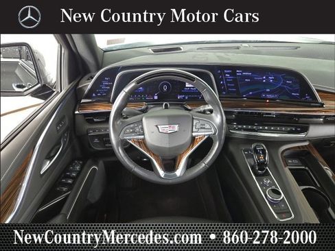 Used 2023 Cadillac Escalade Premium Luxury w/ Performance Package image 23