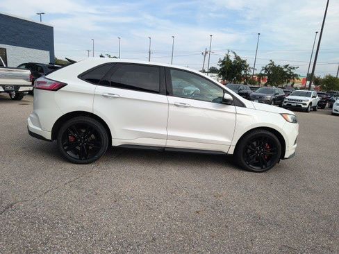 Used 2020 Ford Edge ST w/ Equipment Group 401A image 6