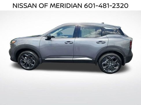 New 2026 Nissan Kicks SR AWD/4WD image 2
