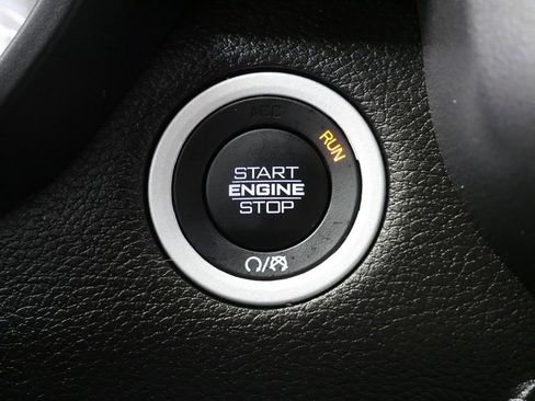 Certified 2022 RAM 1500 Big Horn image 38