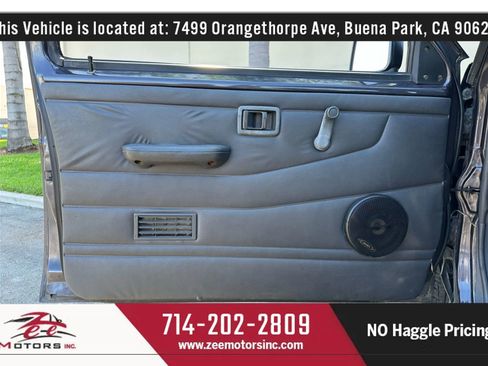 Used 1995 Nissan Pickup 2WD Regular Cab image 26