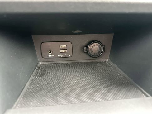 Certified 2021 Subaru Crosstrek 2.5i Sport w/ Moonroof Package image 33