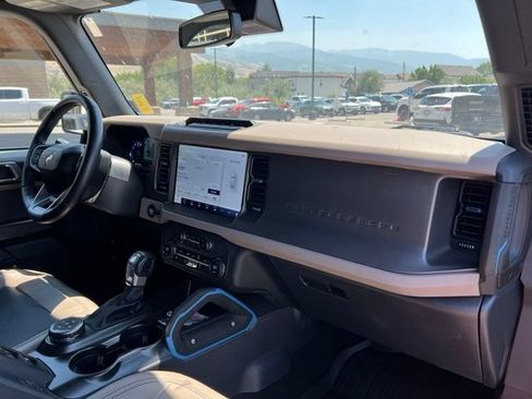 Used 2024 Ford Bronco Wildtrak AWD/4WD image 24