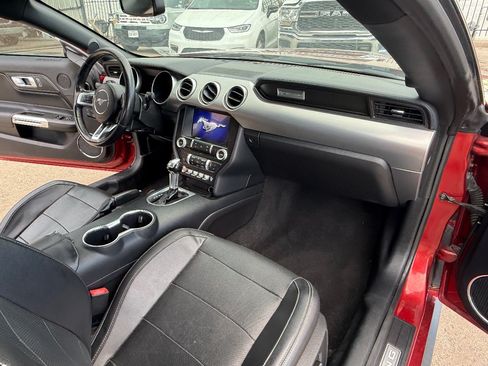 Used 2019 Ford Mustang GT Premium RWD image 14