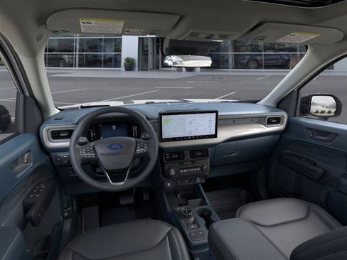 New 2025 Ford Maverick Lariat w/ Black Appearance Package image 9