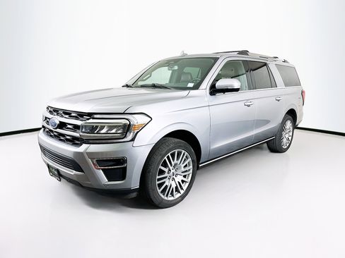 Used 2024 Ford Expedition Max Limited image 3