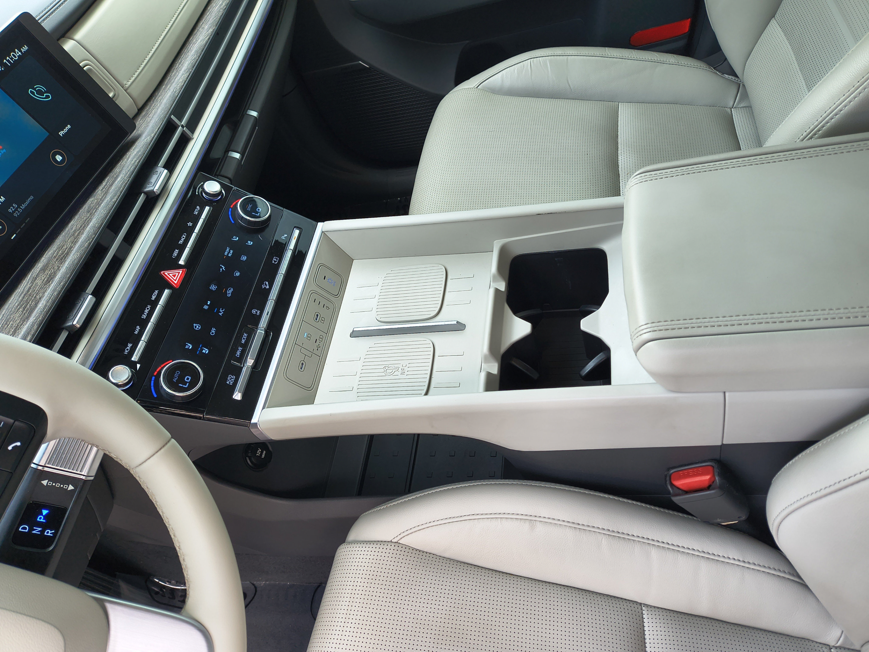Used 2024 Hyundai Santa Fe Limited FWD image 26