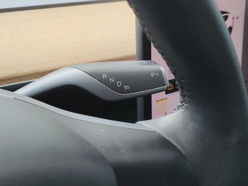 Used 2023 Tesla Model 3 Standard Range RWD image 29