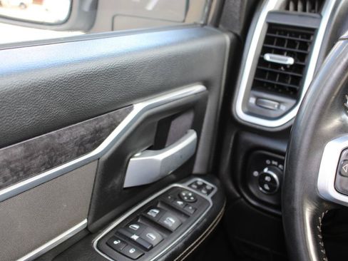 Used 2024 RAM 2500 Big Horn AWD/4WD image 19