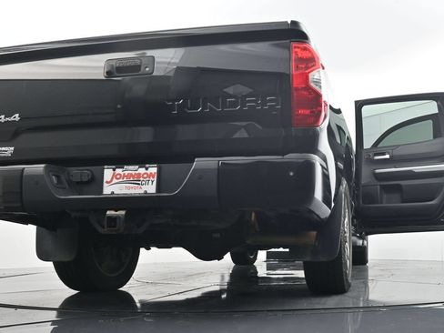 Used 2019 Toyota Tundra Limited w/ Limited Premium Package AWD/4WD image 40