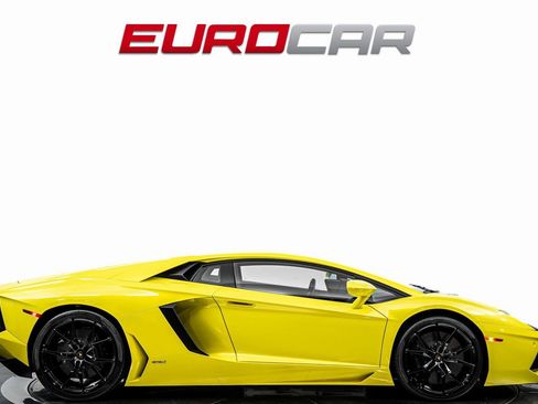 Used 2015 Lamborghini Aventador LP 700-4 AWD/4WD image 6
