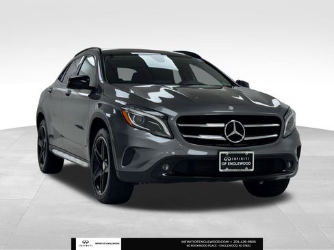 Used 2017 Mercedes-Benz GLA 250 4MATIC image 1
