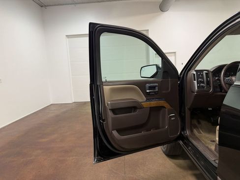 Used 2017 Chevrolet Silverado 1500 LTZ w/ Sport Package image 59