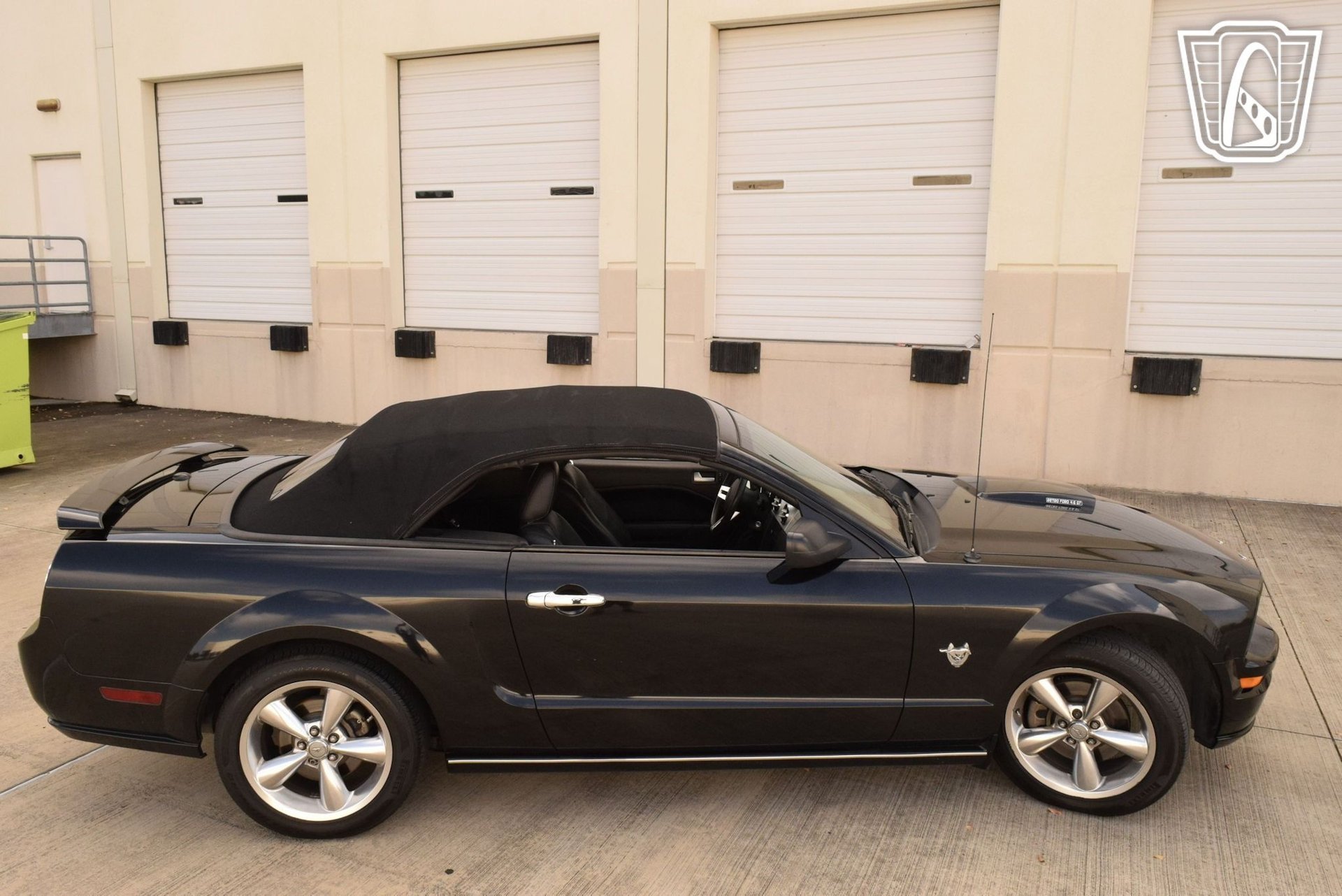 Used 2009 Ford Mustang GT RWD image 25