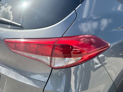 Used 2018 Hyundai Tucson SEL FWD image 26