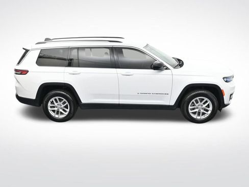 Used 2023 Jeep Grand Cherokee L Laredo image 24