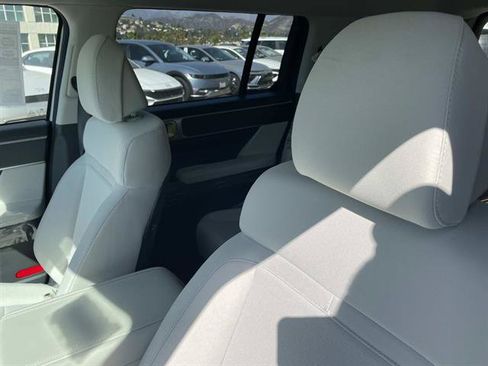 New 2026 Hyundai Santa Fe SE FWD image 21